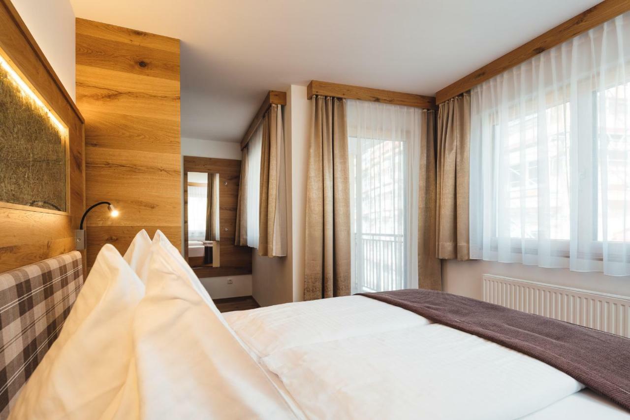 Hotel Post Hintertux Ngoại thất bức ảnh